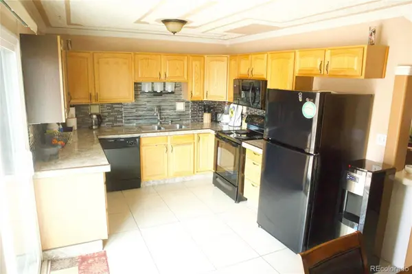 2584 E 97th AVE, Thornton, CO 80229