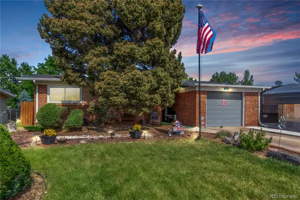 2910 N Steele ST, Denver, CO 80205