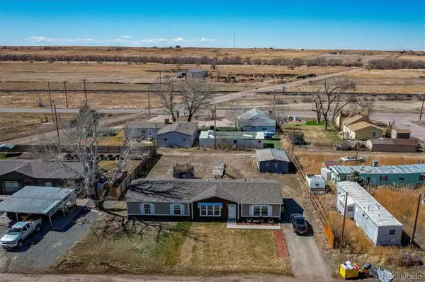 255 2nd AVE, Deer Trail, CO 80105