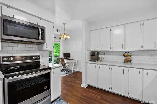 4250 S Olive ST #218, Denver, CO 80237
