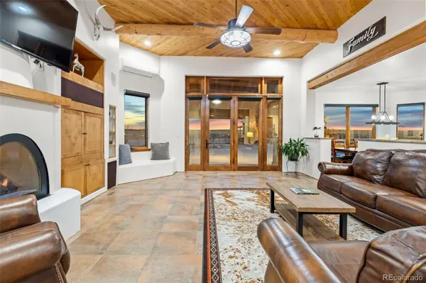 9811 Oak Springs TRL, Franktown, CO 80116