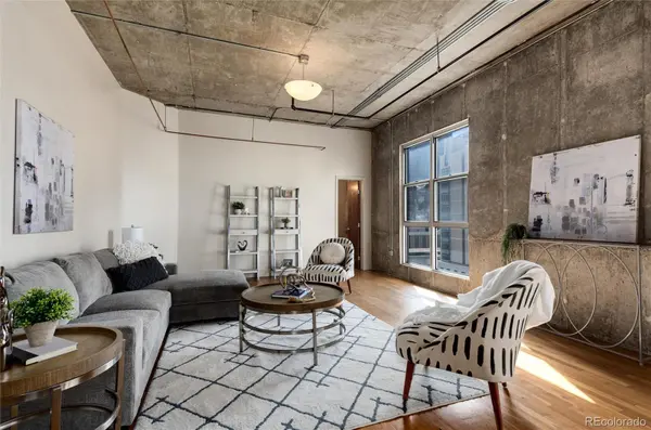 2020 Arapahoe ST #1040, Denver, CO 80205