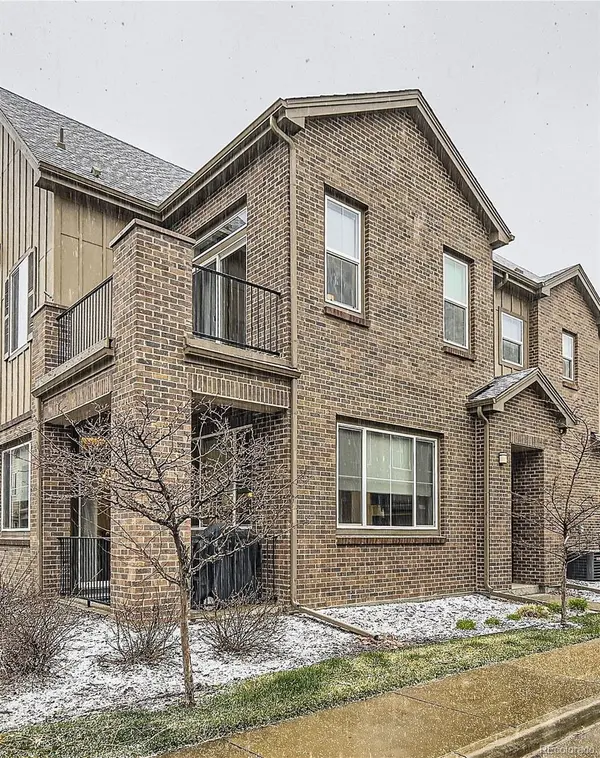 552 E Dry Creek PL, Littleton, CO 80122
