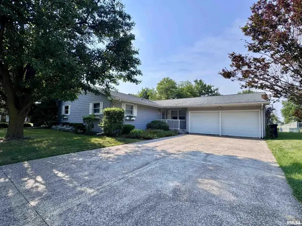 1307 REBECCA LN, Macomb, IL 61455