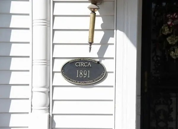 432 Nashville St, Russellville, KY 42276