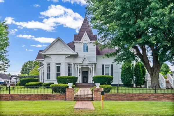 432 Nashville St, Russellville, KY 42276