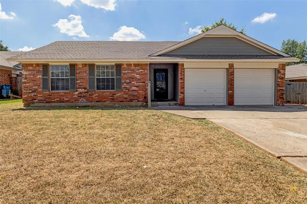 1104 Juno CIR, Edmond, OK 73003