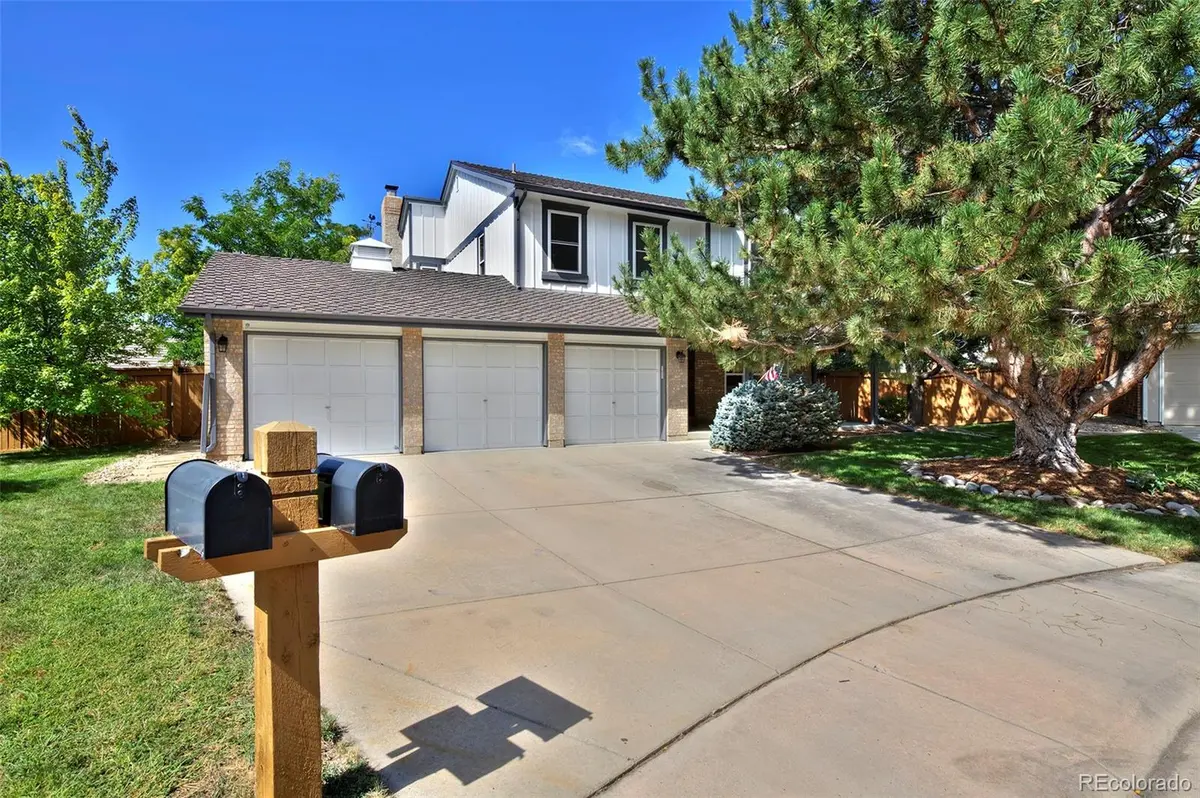 16506 E Alamo PL, Centennial, CO 80015