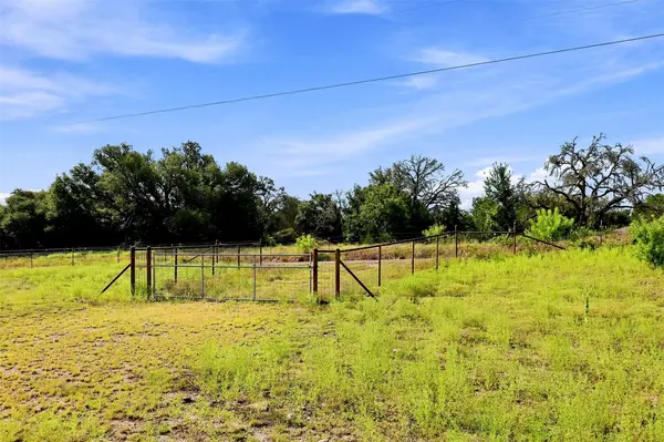 3560 County Road 236, Liberty Hill, TX 78642