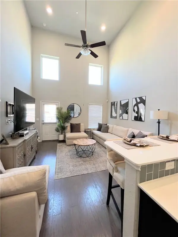 2214 S Lakeline BLVD #118, Cedar Park, TX 78613