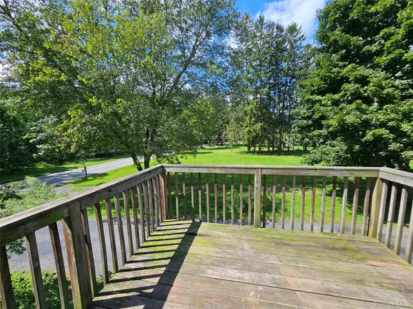 624-634 Oakland Valley RD, Cuddebackville, NY 12729