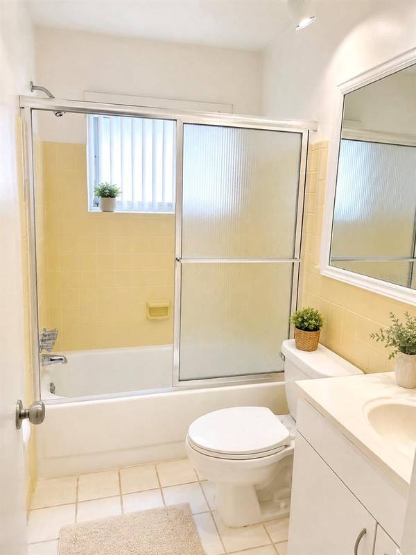 14245 93RD AVE, Seminole, FL, 33776 photo 18
