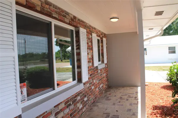 2700 CRUMP RD, Winter Haven, FL 33881
