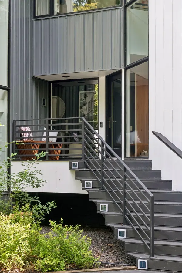 18804 Kingswood TER, Minnetonka, MN 55345