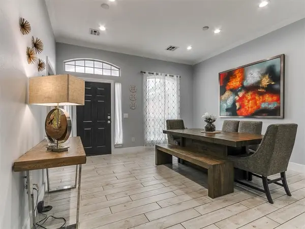 4949 Penn Place PL, Edmond, OK 73025