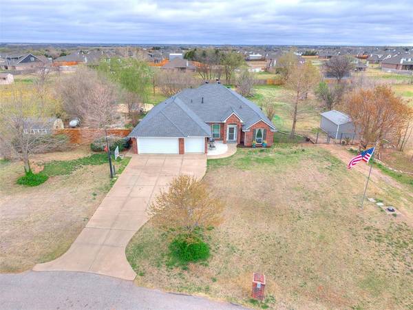 4949 Penn Place PL, Edmond, OK 73025