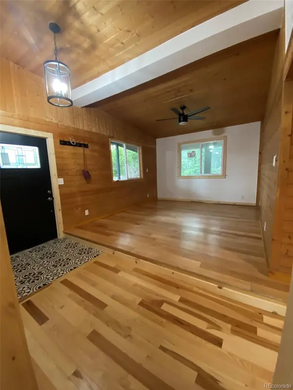 192 Signal Rock RD, Golden, CO 80403