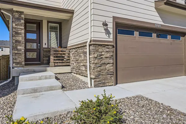 9219 Uravan CT, Commerce City, CO 80022