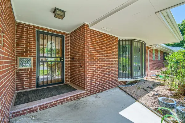3044 S Columbine ST, Denver, CO 80210