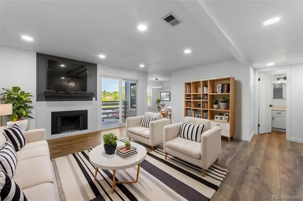 3121 S Tamarac DR #201J, Denver, CO 80231