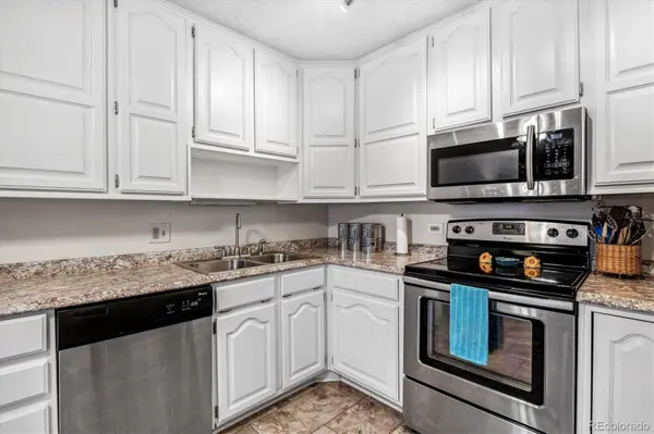 350 S Clinton ST #4A, Denver, CO 80247
