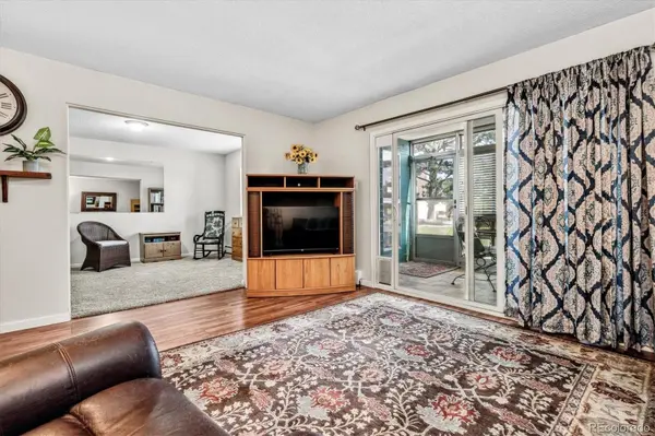 350 S Clinton ST #4A, Denver, CO 80247