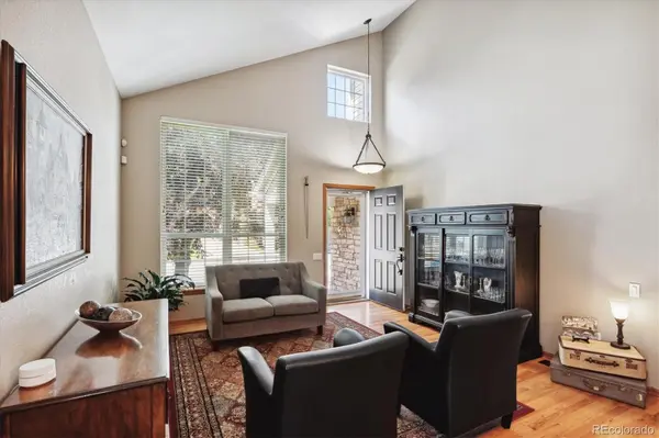 3204 White Oak ST, Highlands Ranch, CO 80129