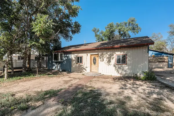 209 James ST, Avondale, CO 81022
