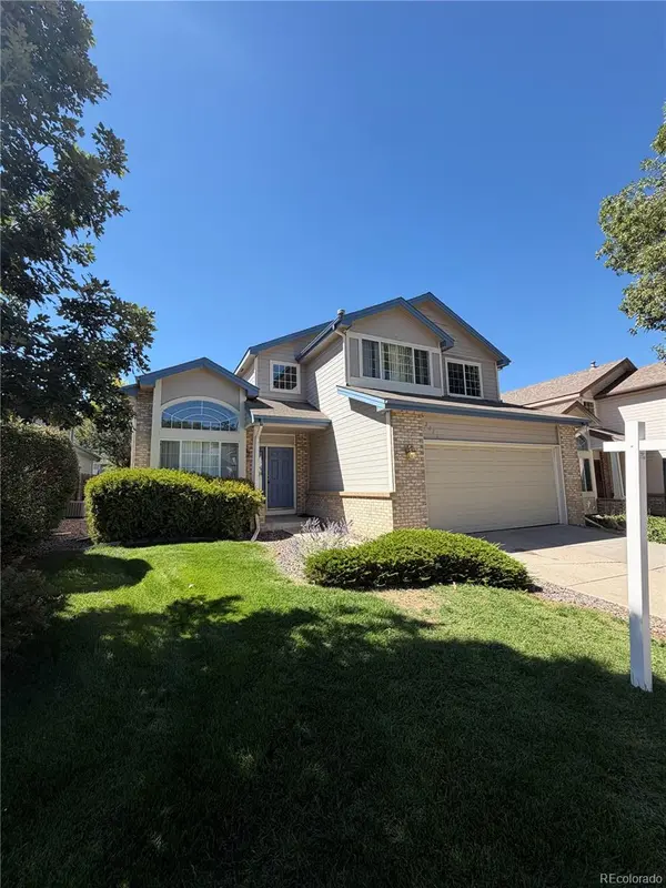 2221 S Moline CT, Aurora, CO 80015