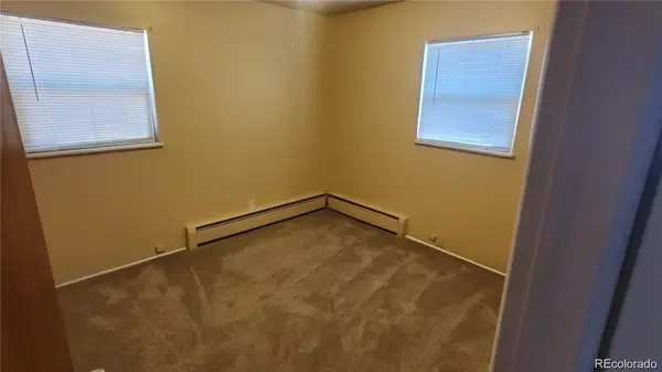 6302 W 45th AVE, Wheat Ridge, CO 80033