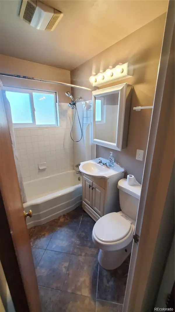 6302 W 45th AVE, Wheat Ridge, CO 80033
