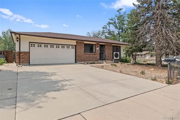 909 S Nile WAY, Aurora, CO 80012