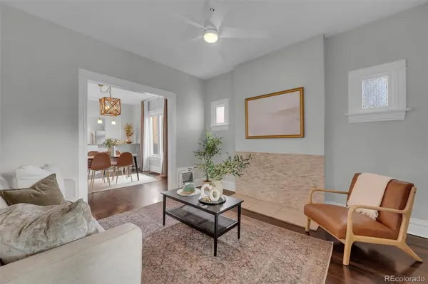 876 S Grant ST, Denver, CO 80209