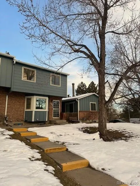 488 S Balsam ST, Lakewood, CO 80226