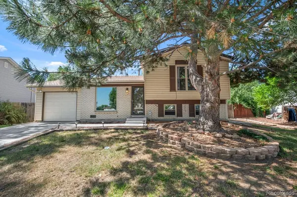 16484 E Adriatic PL, Aurora, CO 80013