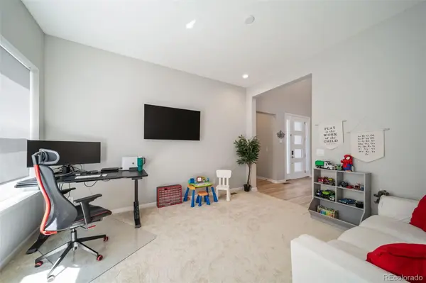 5699 Amarosa DR, Parker, CO 80134