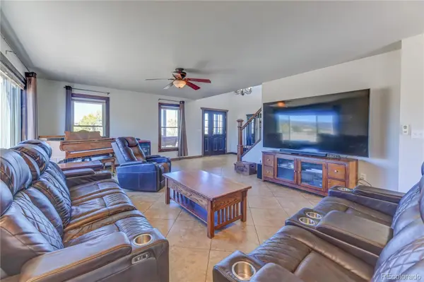 4048 Bear Canyon CIR, Sedalia, CO 80135