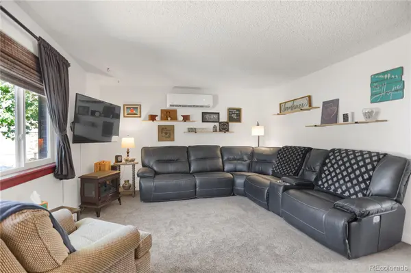 941 Mountain View DR, Castle Rock, CO 80104