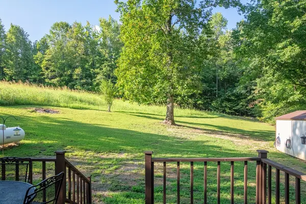 76 Shoally Branch Rd, Leoma, TN 38468