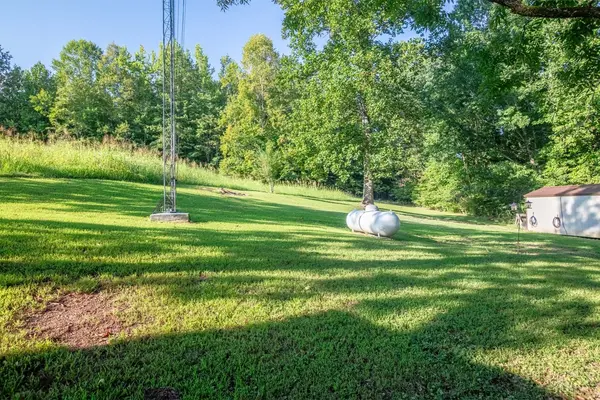 76 Shoally Branch Rd, Leoma, TN 38468