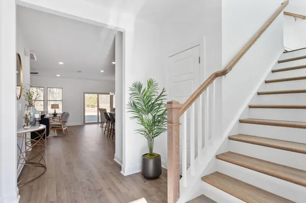 102 Riverview Run, Madison, TN 37115