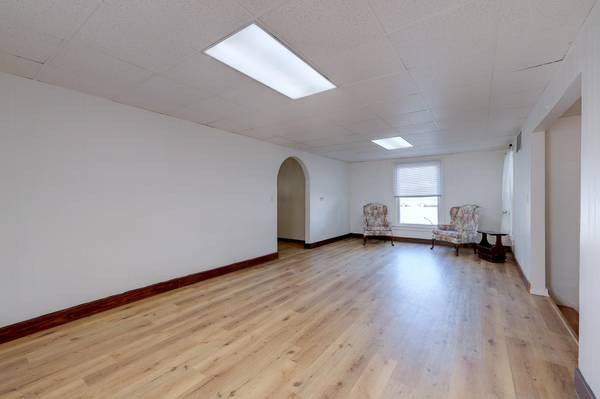 603 E 9th, Winfield, KS 67156