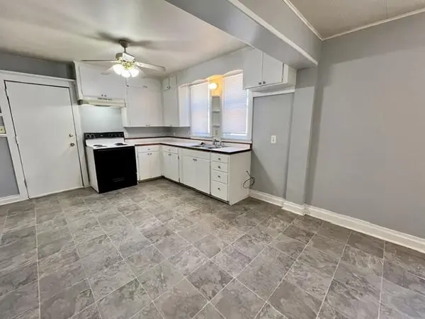 2618 W Lincoln ST, Springfield, MO 65806