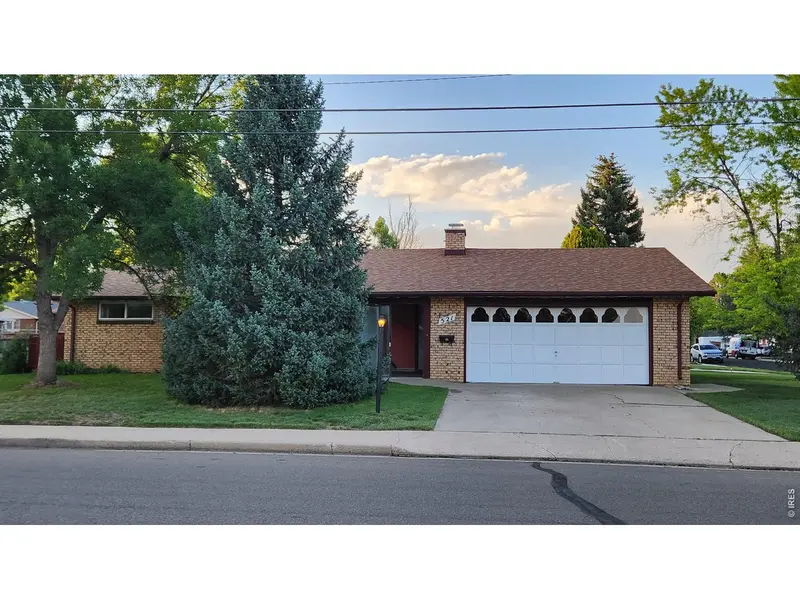 521 W 33rd, Loveland, CO 80538