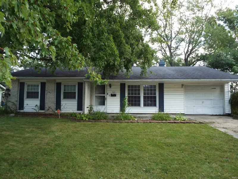 7619 Kingsway DR, Fort Wayne, IN 46819