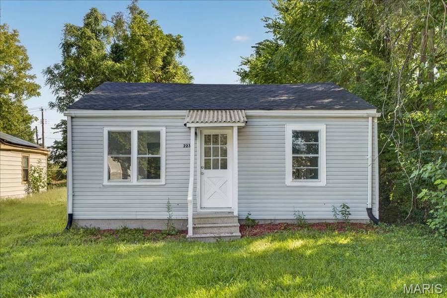 223 Nadine ST, Cahokia, IL 62206