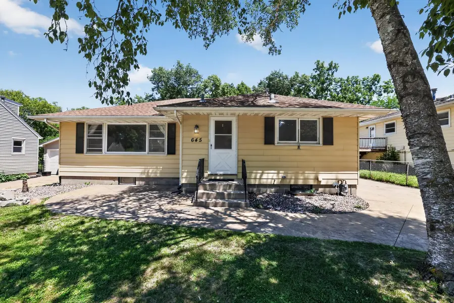 645 23rd ST NE, Rochester, MN 55906