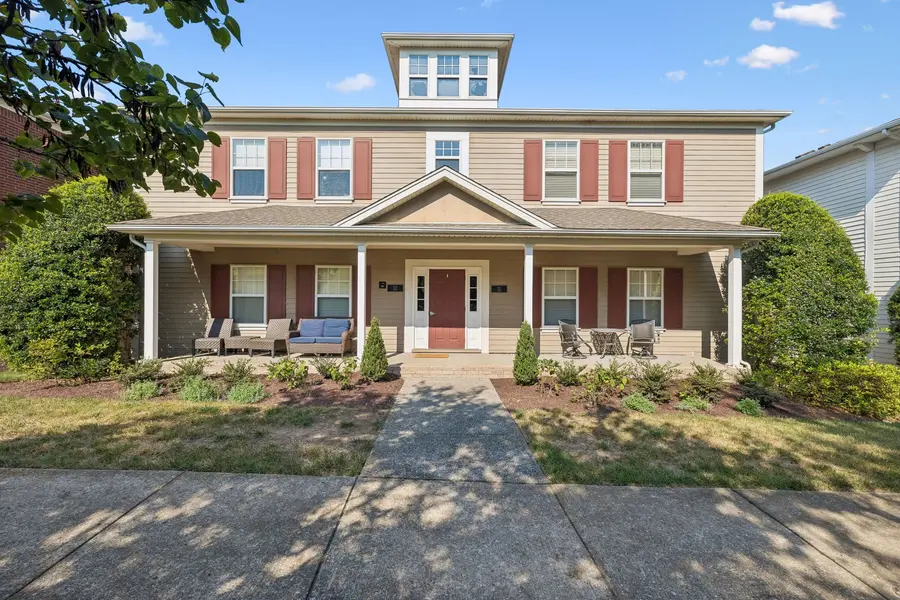 1017 Park Run Dr, Franklin, TN 37067