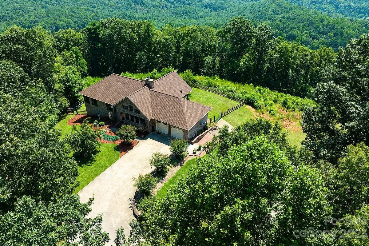 2495 Lambert Fork RD, Taylorsville, NC 28681