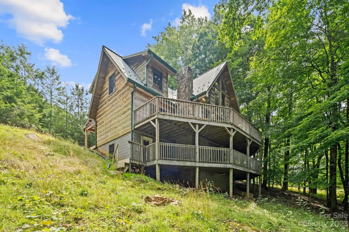 2255 Wolf Laurel RD, Mars Hill, NC 28754